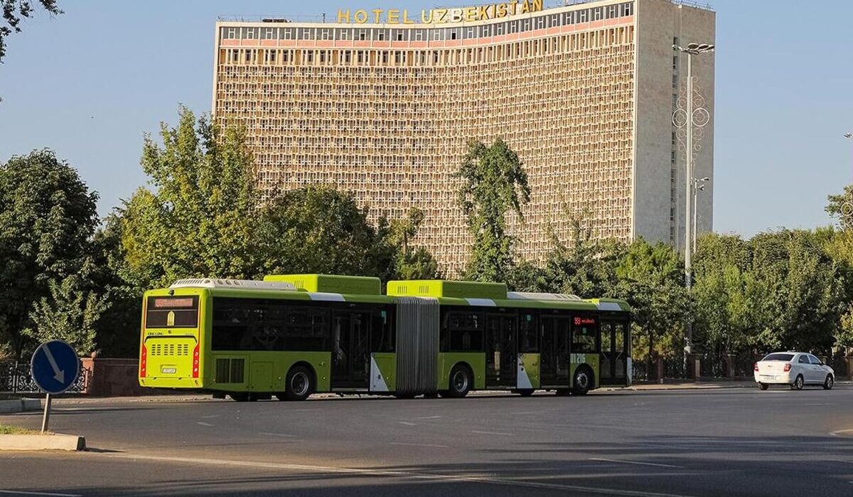 Toshkentda avtobus haydovchisi yo‘lovchilarga qo‘pol munosabati uchun ishdan bo‘shatildi