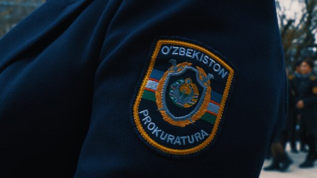 В Узбекистане задержали лжесотрудника Генпрокуратуры, обманувшего граждан на миллиарды сумов