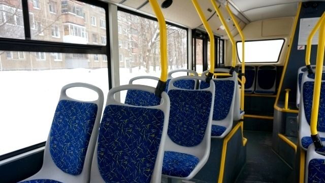 В Ташкенте пьяный мужчина домогался пассажирки автобуса и показал ей гениталии