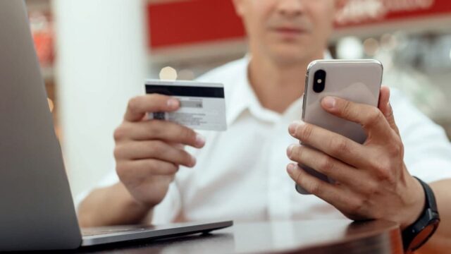В Узбекистане в 2027 году планируют запустить национальный платежный свитч