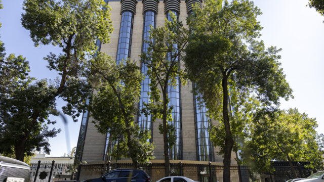 Центробанк Узбекистана изменит порядок формирования курса валют