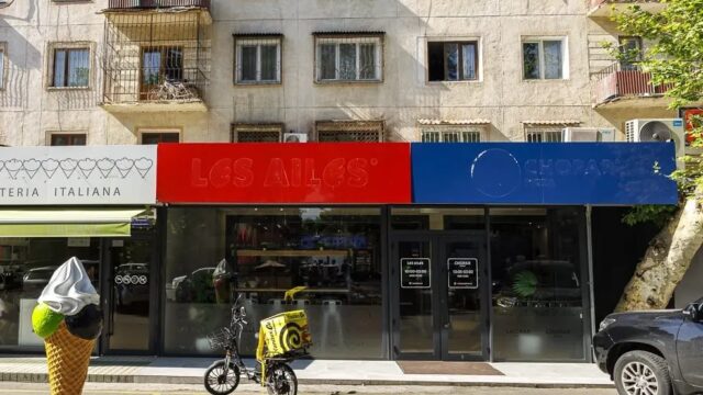 O‘zbekistonda peshlavhalar uchun ruxsatnoma talabi bekor qilindi